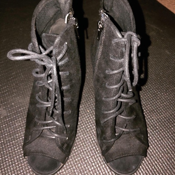 (SOLD) Black booties - Picture 2 of 3